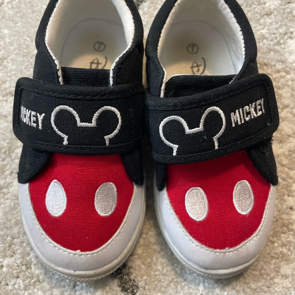 Mickey Mouse‎ Kids Sneaker Shoes - Black and Red